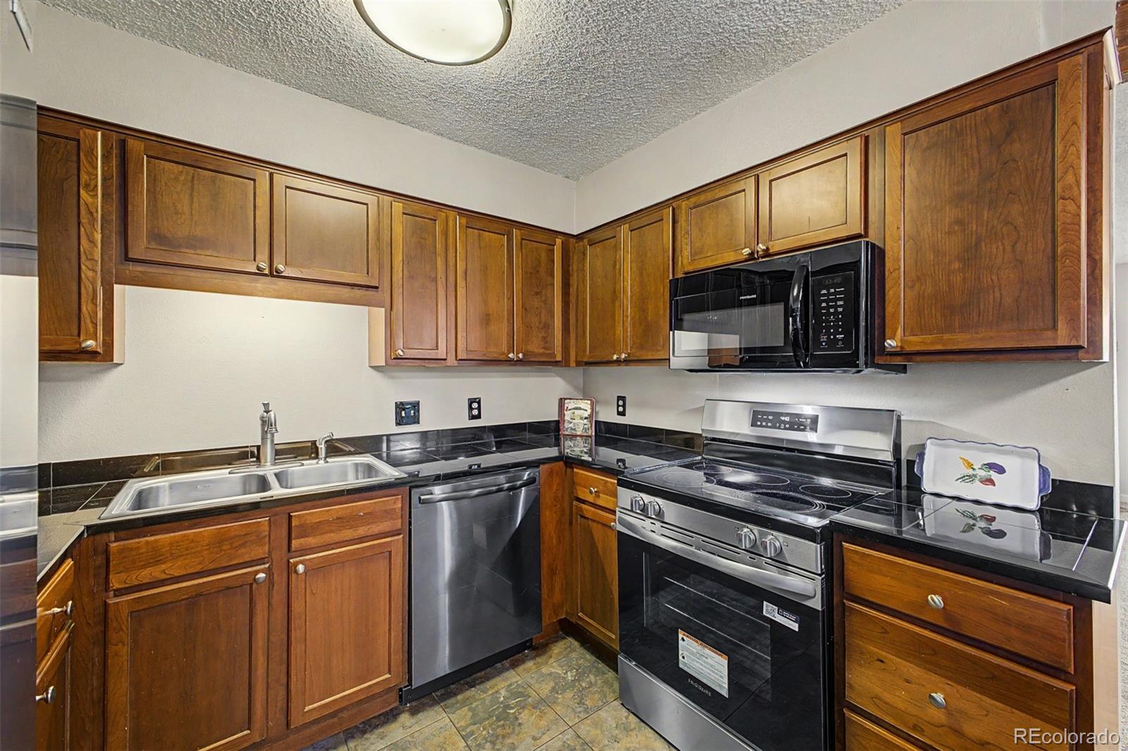 341 Wright Street Lakewood CO 80228