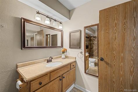 341 Wright Street Lakewood CO 80228