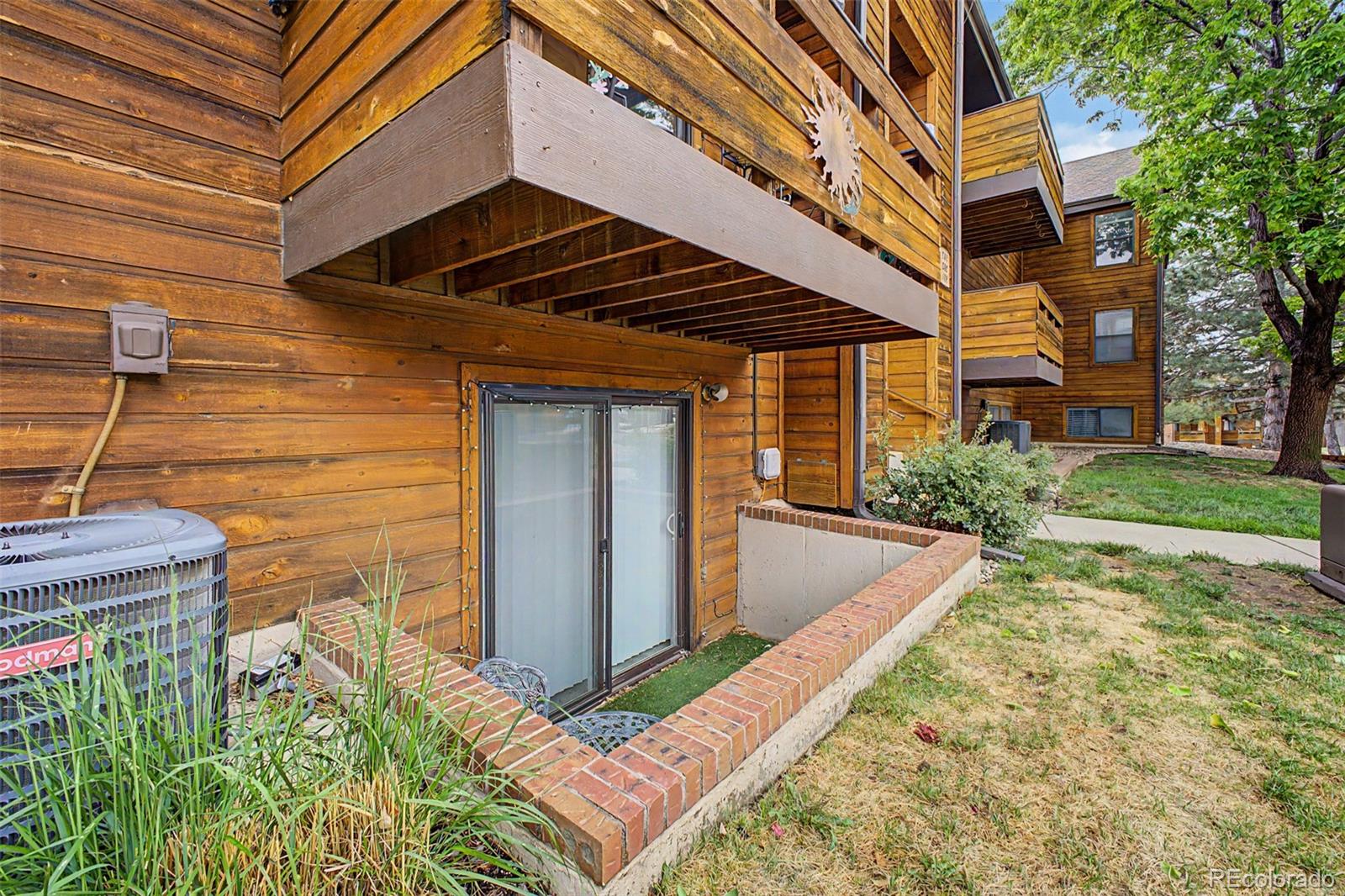 341 Wright Street Lakewood CO 80228