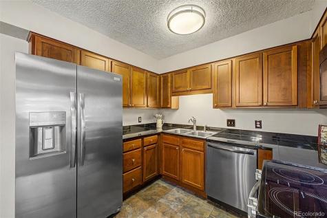 341 Wright Street Lakewood CO 80228