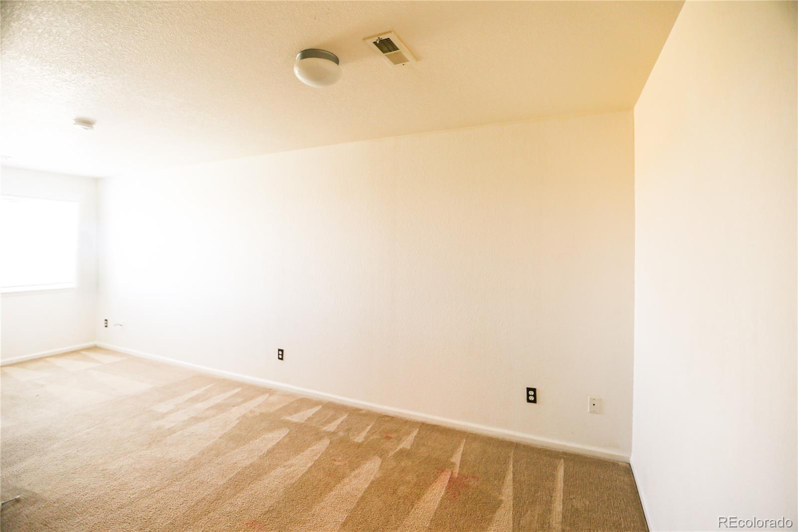 5255 Memphis Street Denver CO 80239