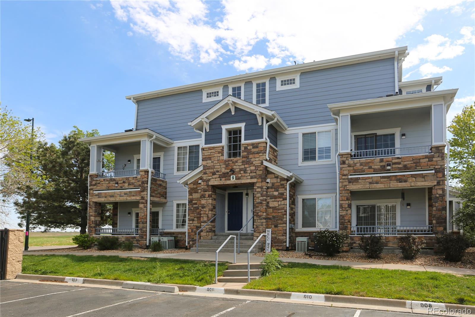 5255 Memphis Street Denver CO 80239