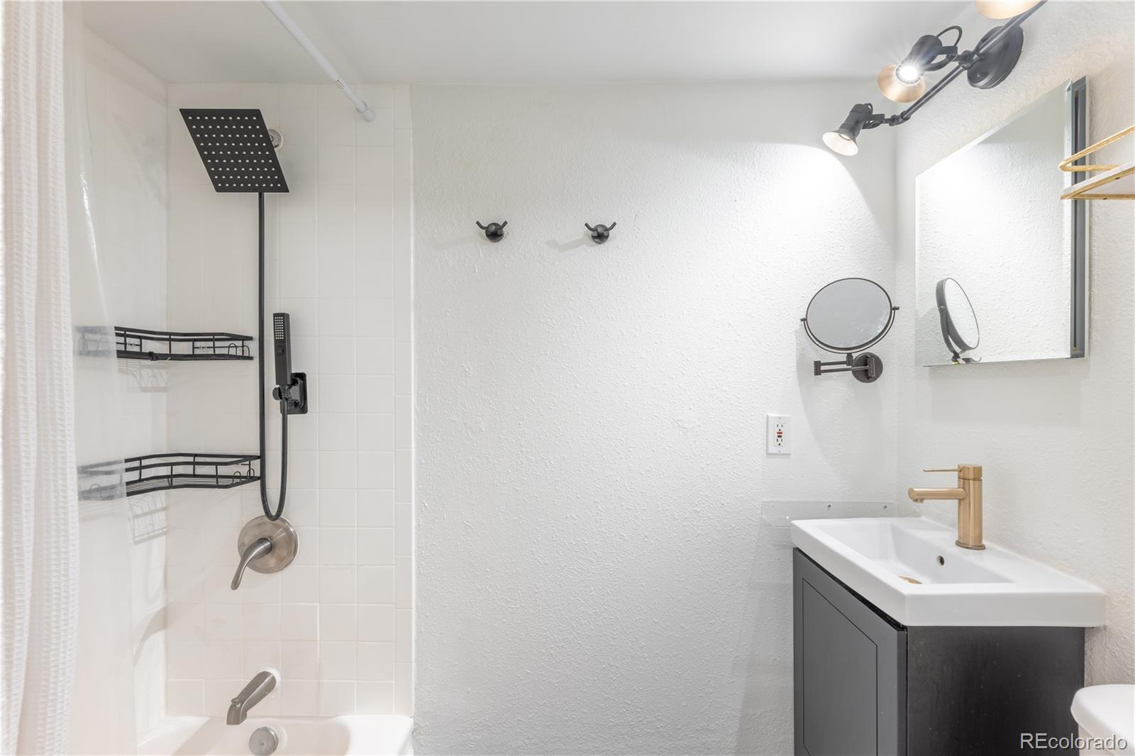 2480 W Caithness Place Denver CO 80211