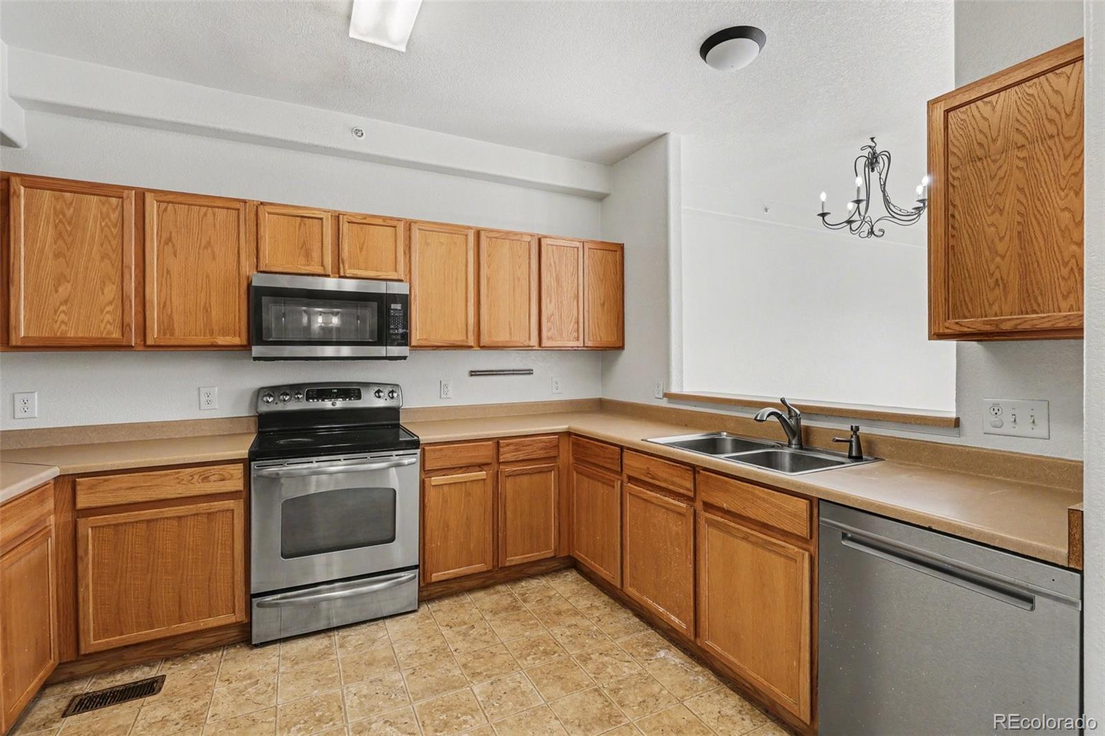 9758 Laredo Street Commerce City CO 80022