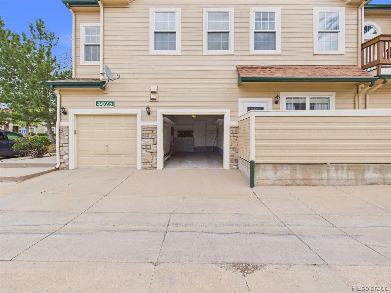 4025 S Dillon Way Aurora CO 80014