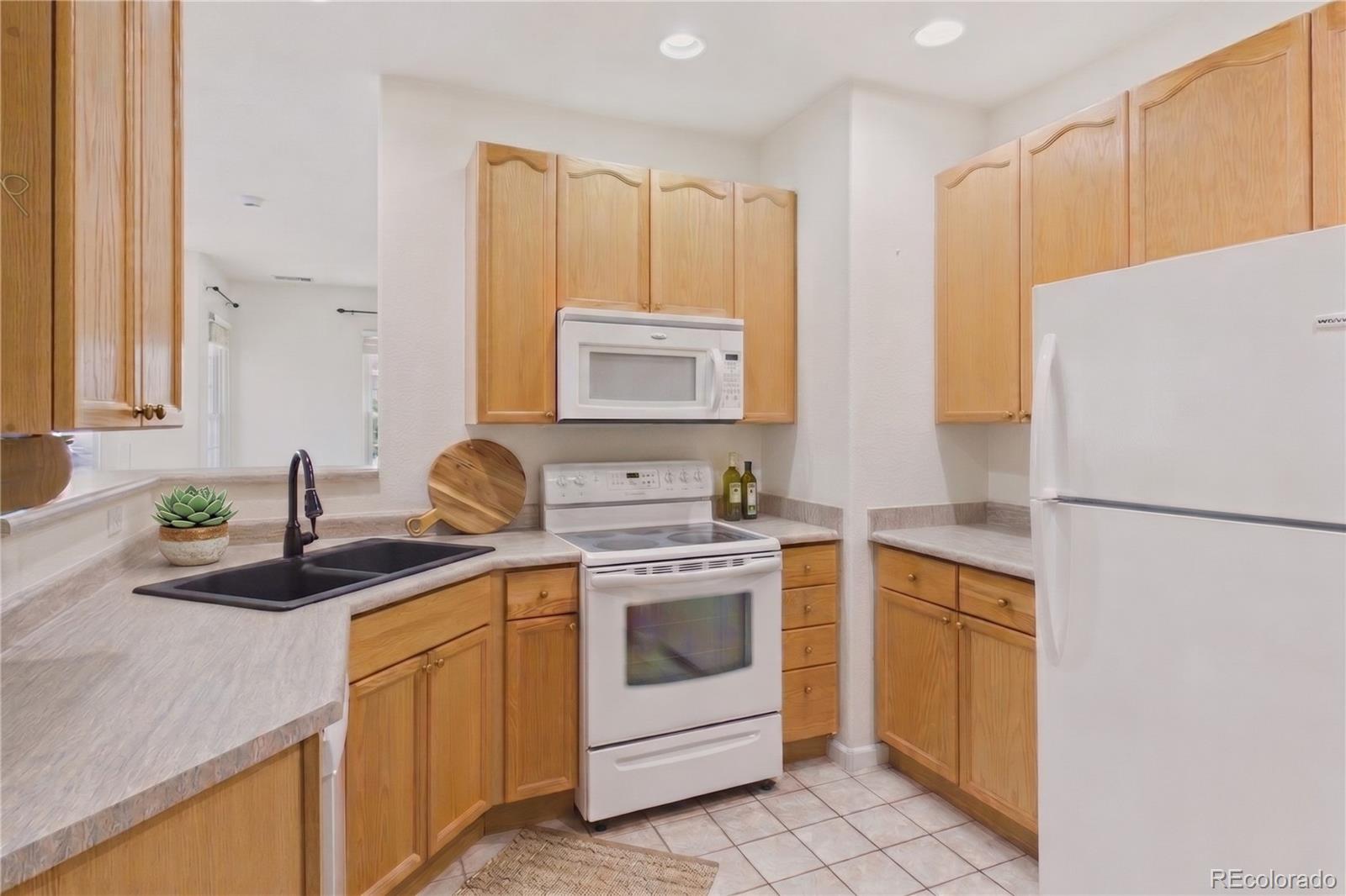 4025 S Dillon Way Aurora CO 80014