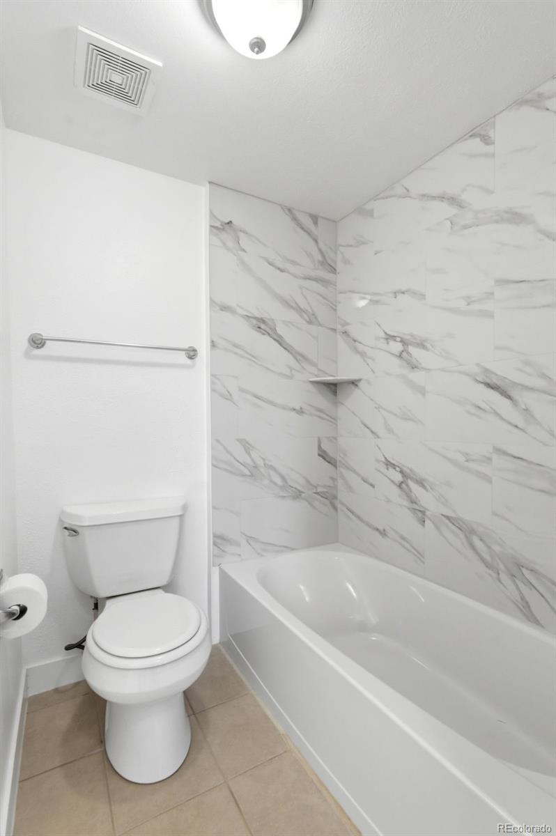 3868 S Fraser Street Aurora CO 80014