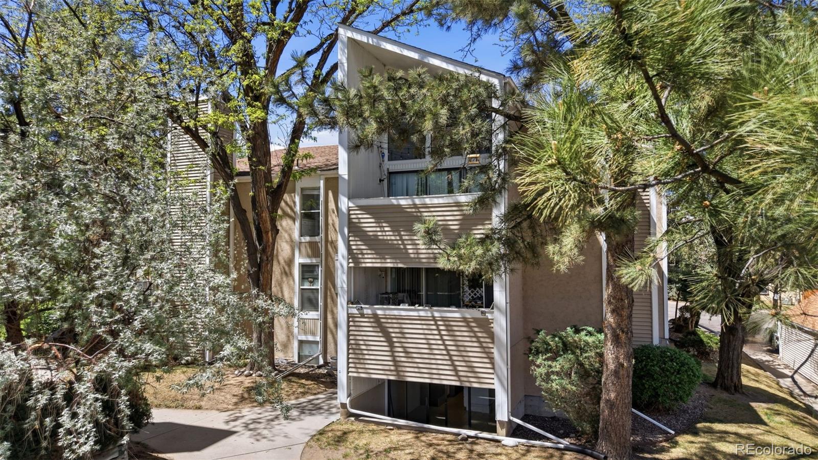 3868 S Fraser Street Aurora CO 80014