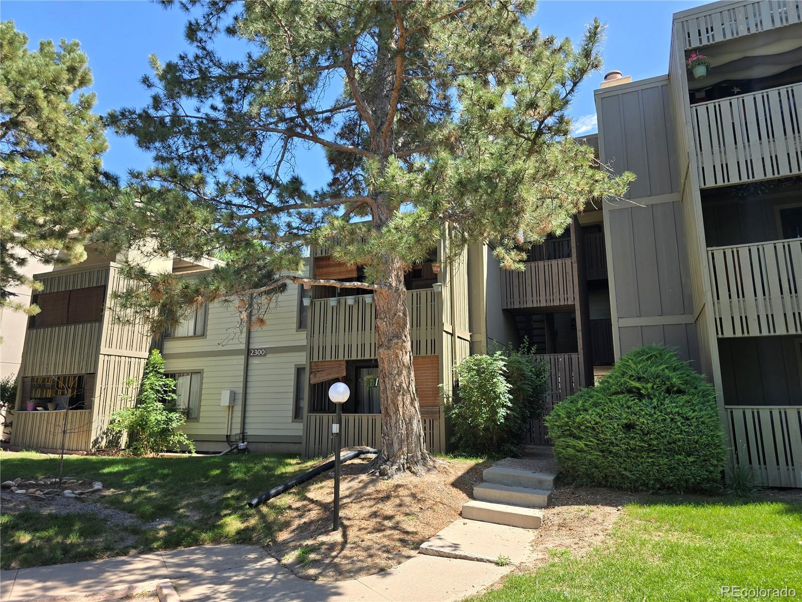 2525 S Dayton Way Denver CO 80231