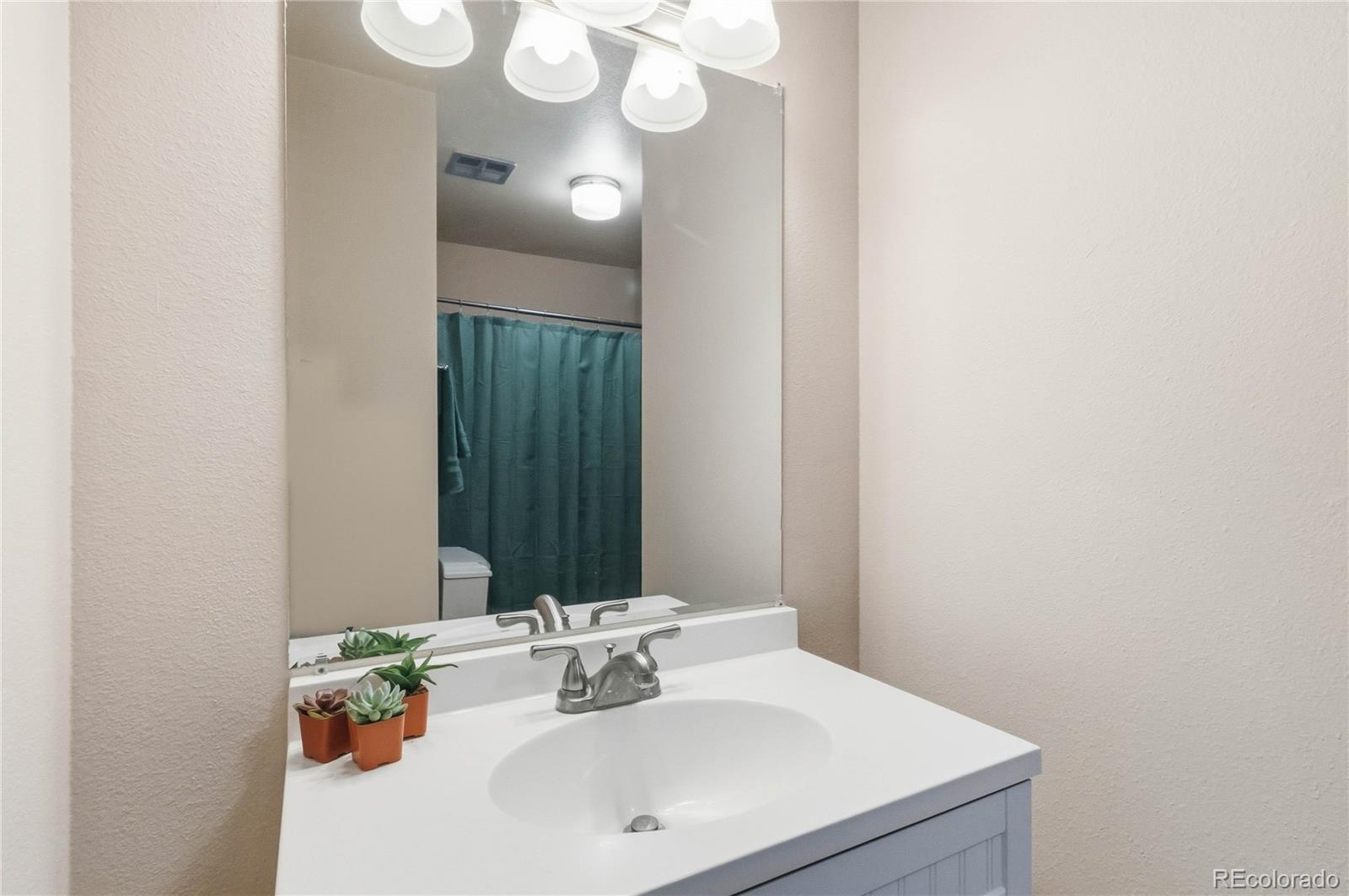 391 Upham Street Lakewood CO 80226
