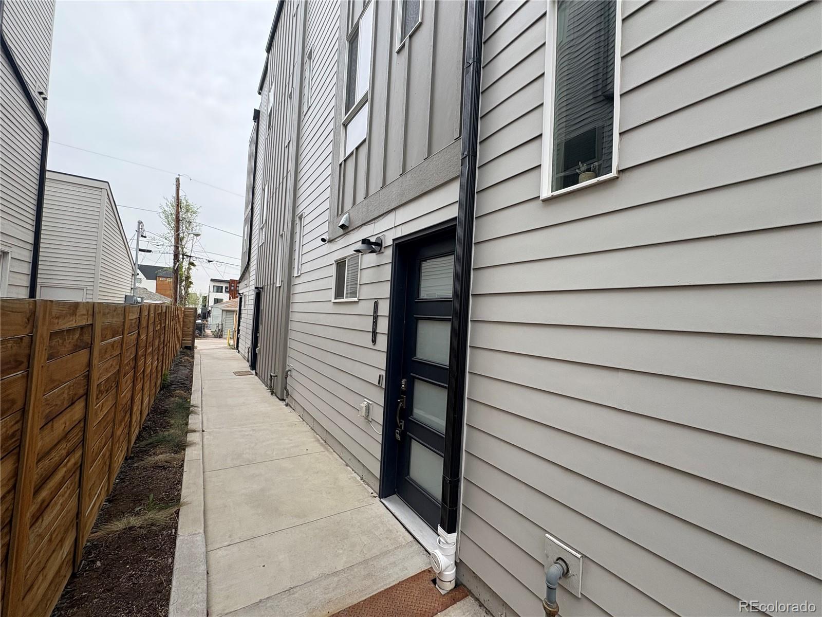 1284 Stuart Street Denver CO 80204