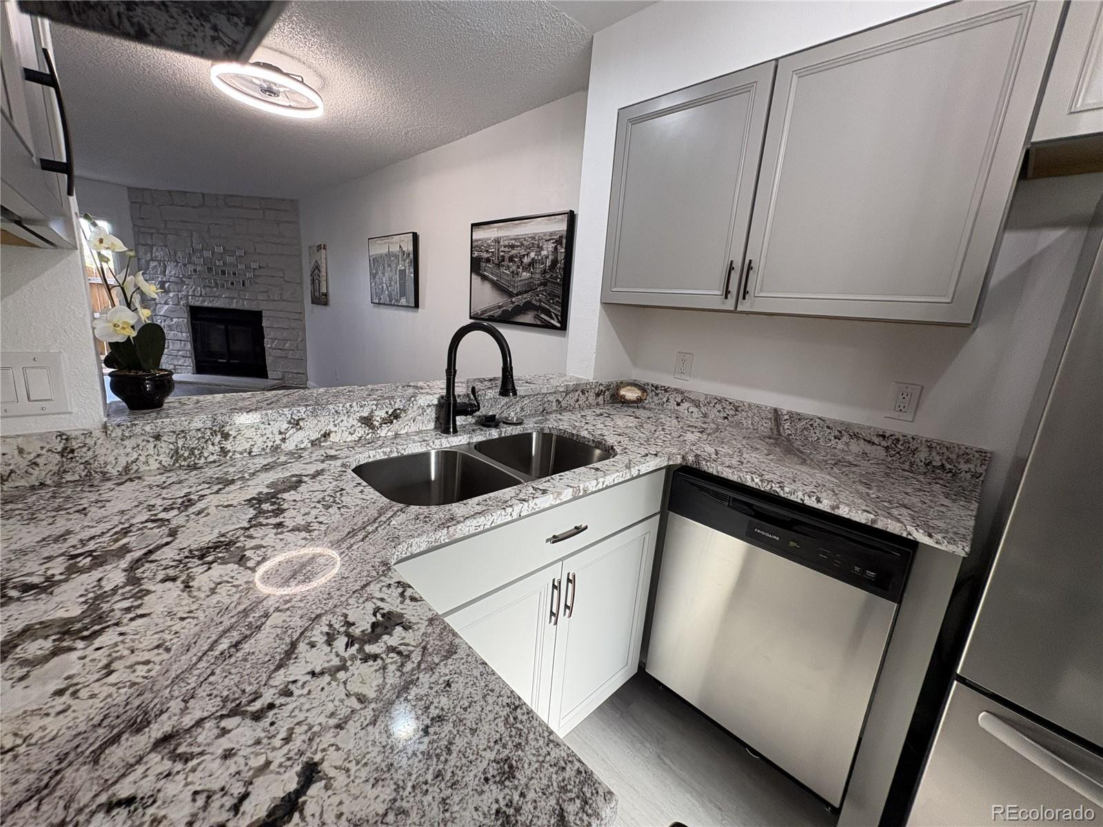 2280 S Jasper Way Aurora CO 80013