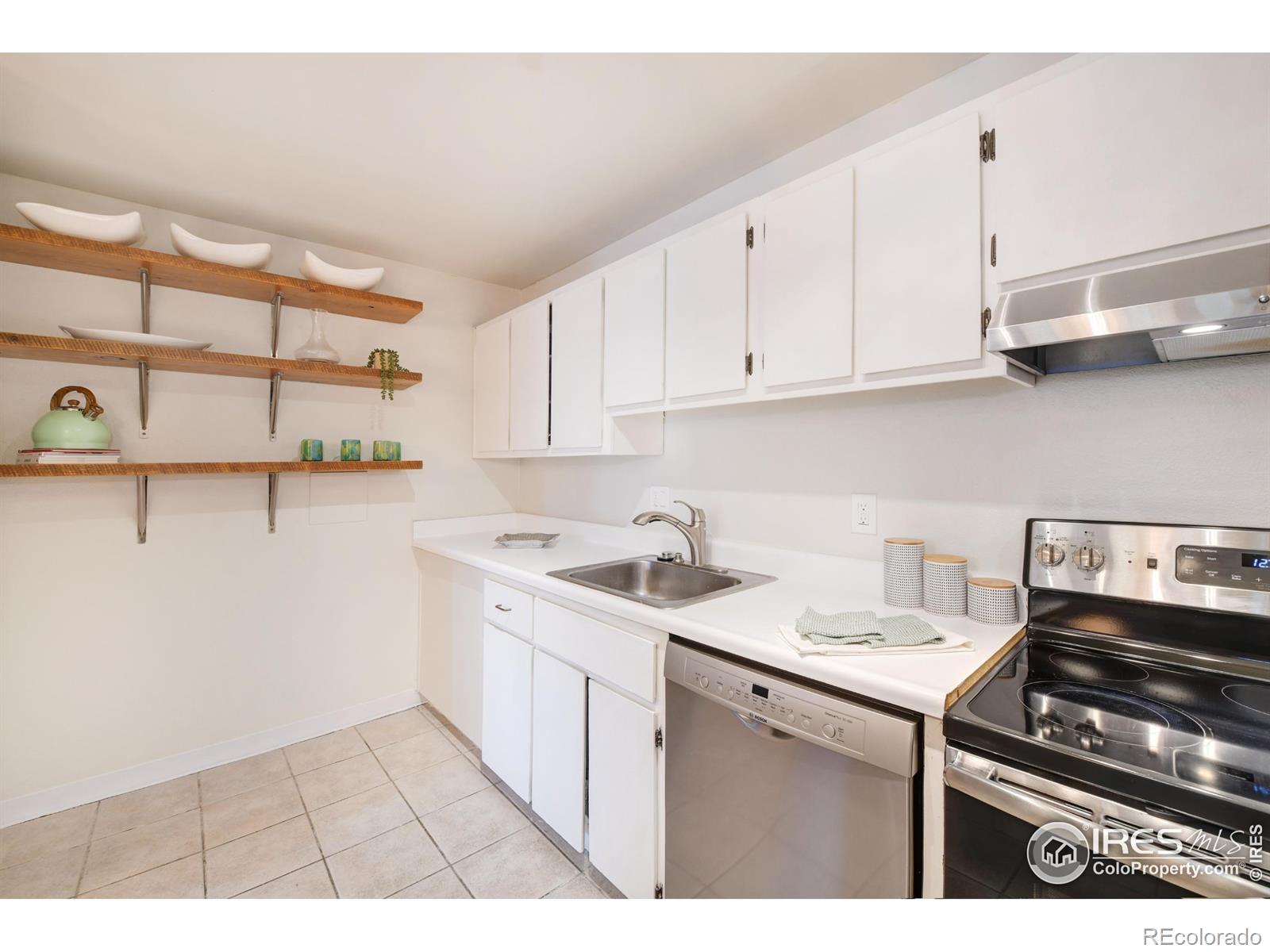 3240 Iris Avenue Boulder CO 80301