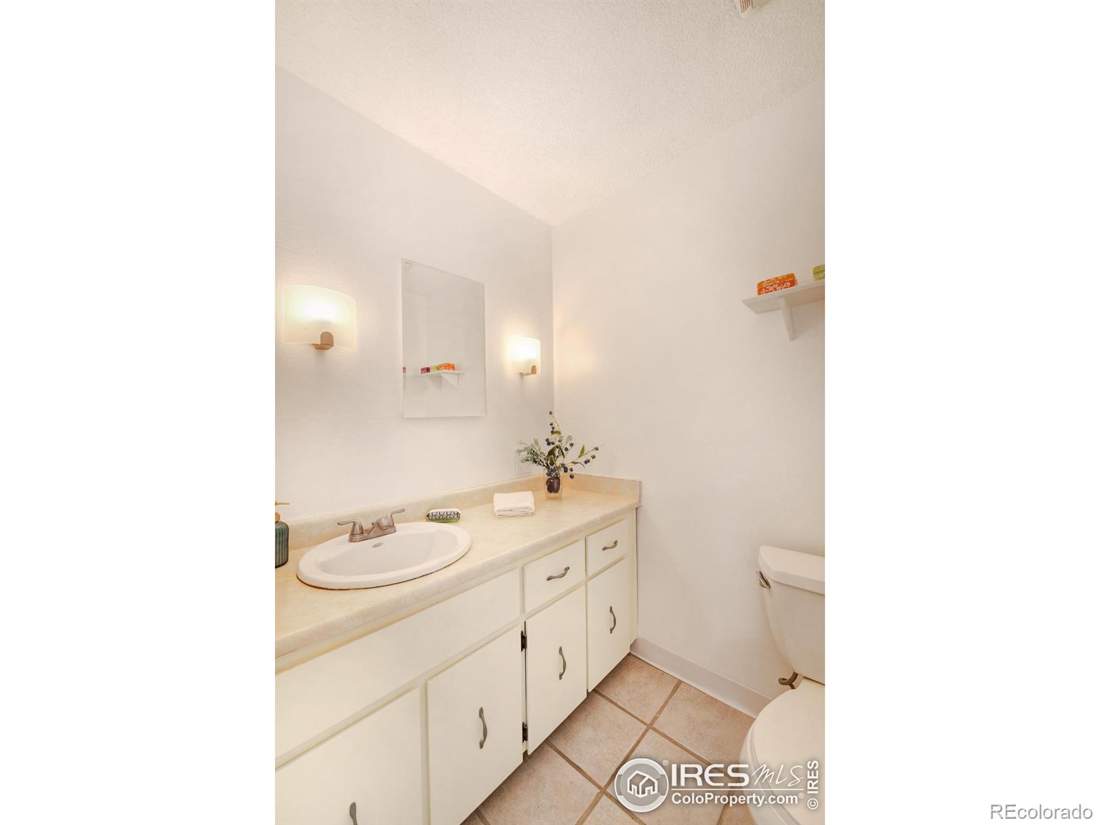 3240 Iris Avenue Boulder CO 80301