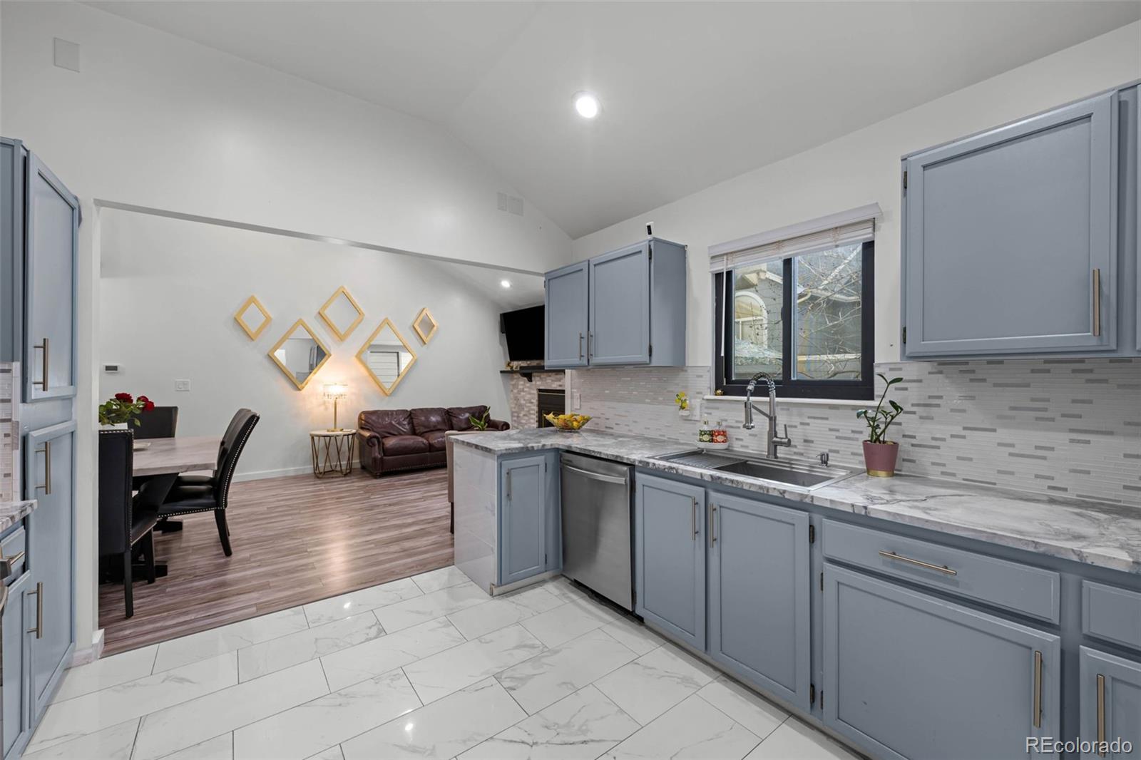 1061 S Yampa Street Aurora CO 80017