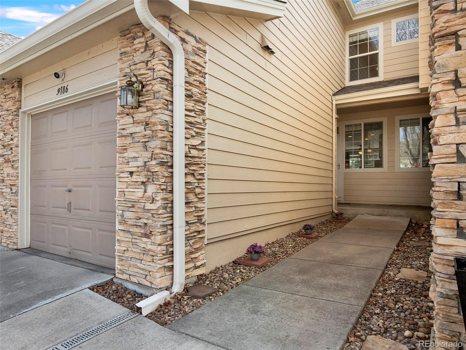 9186 W Phillips Drive Littleton CO 80128