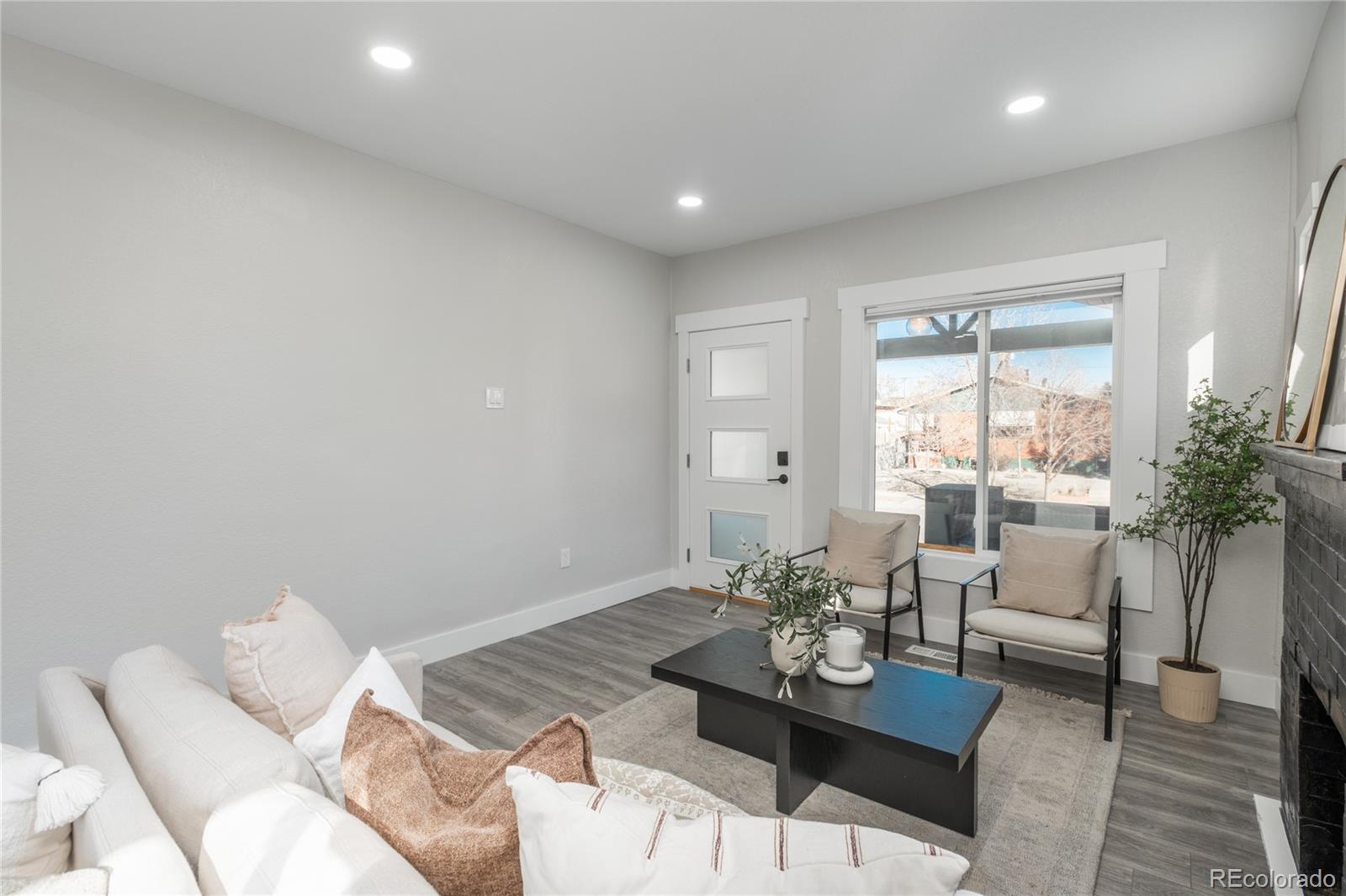 2339 S Acoma Street Denver CO 80223