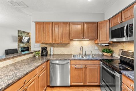 8417 Everett Way Arvada CO 80005