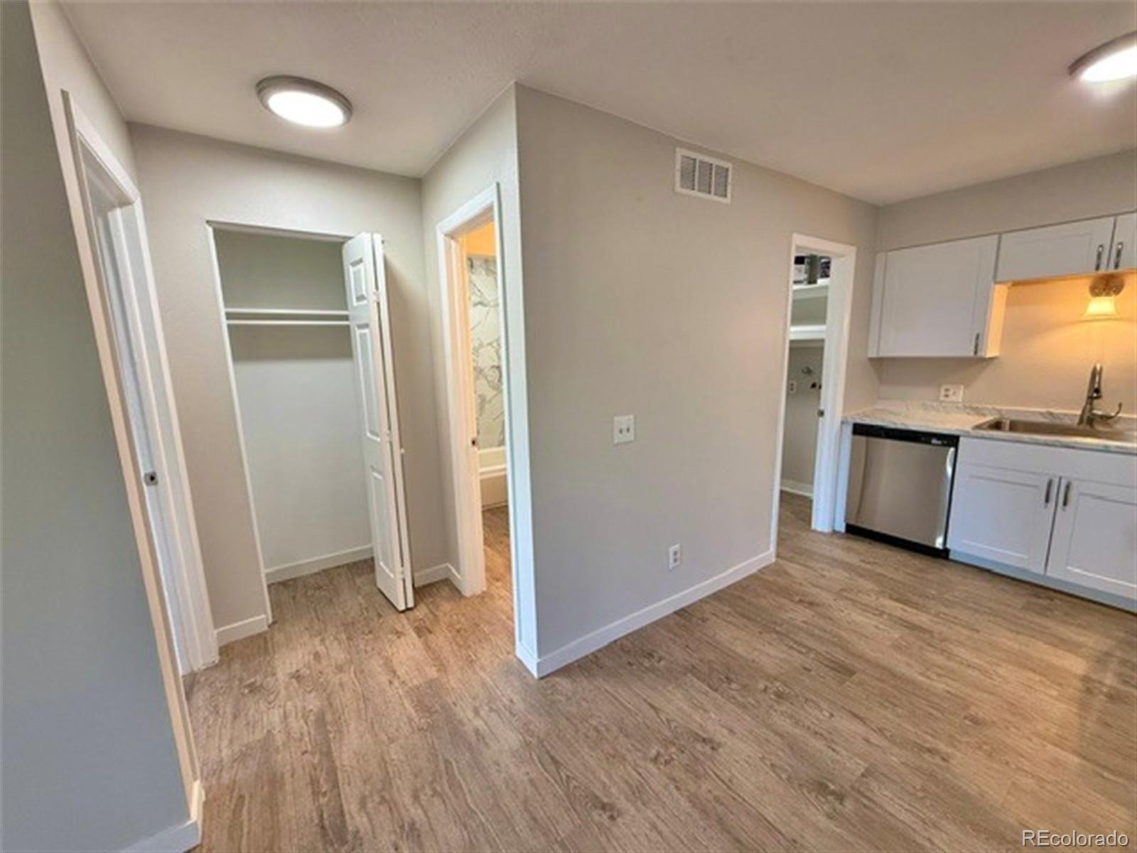 512 Vance Street Lakewood CO 80226