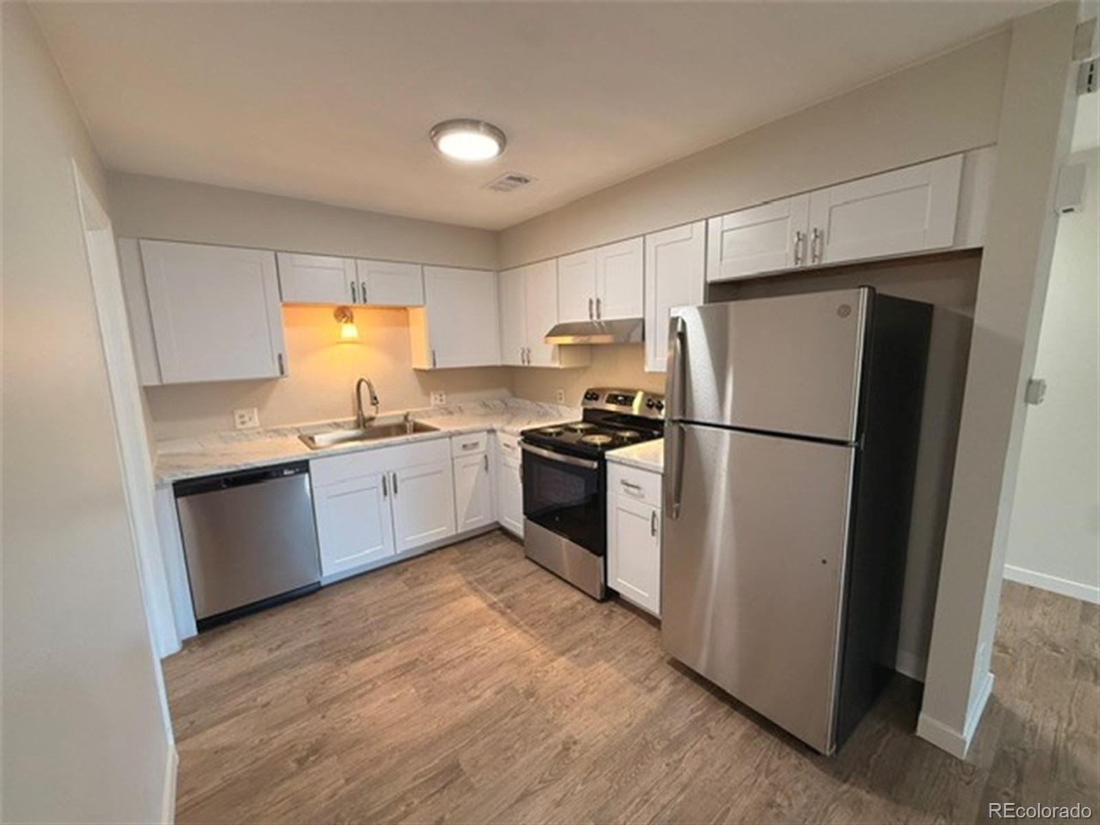 512 Vance Street Lakewood CO 80226
