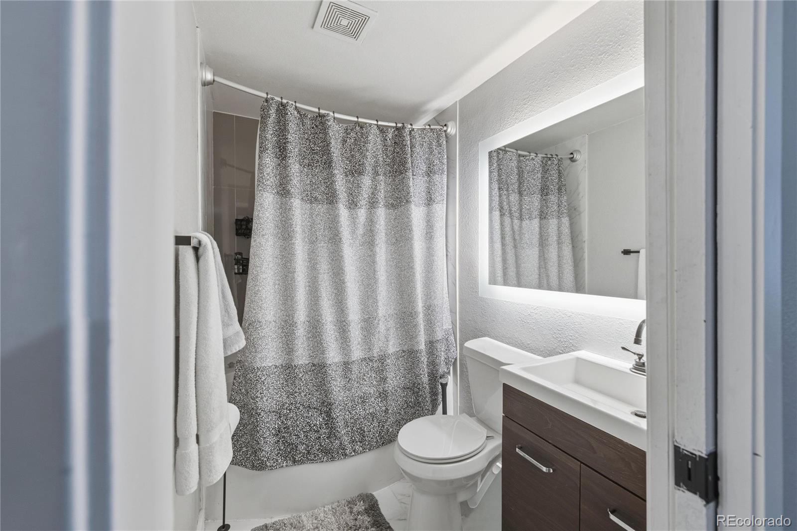 14087 E Jewell Avenue Aurora CO 80012