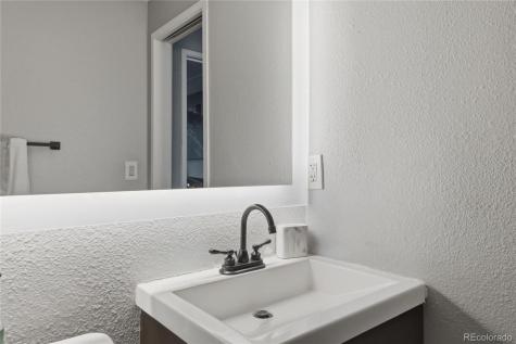 14087 E Jewell Avenue Aurora CO 80012