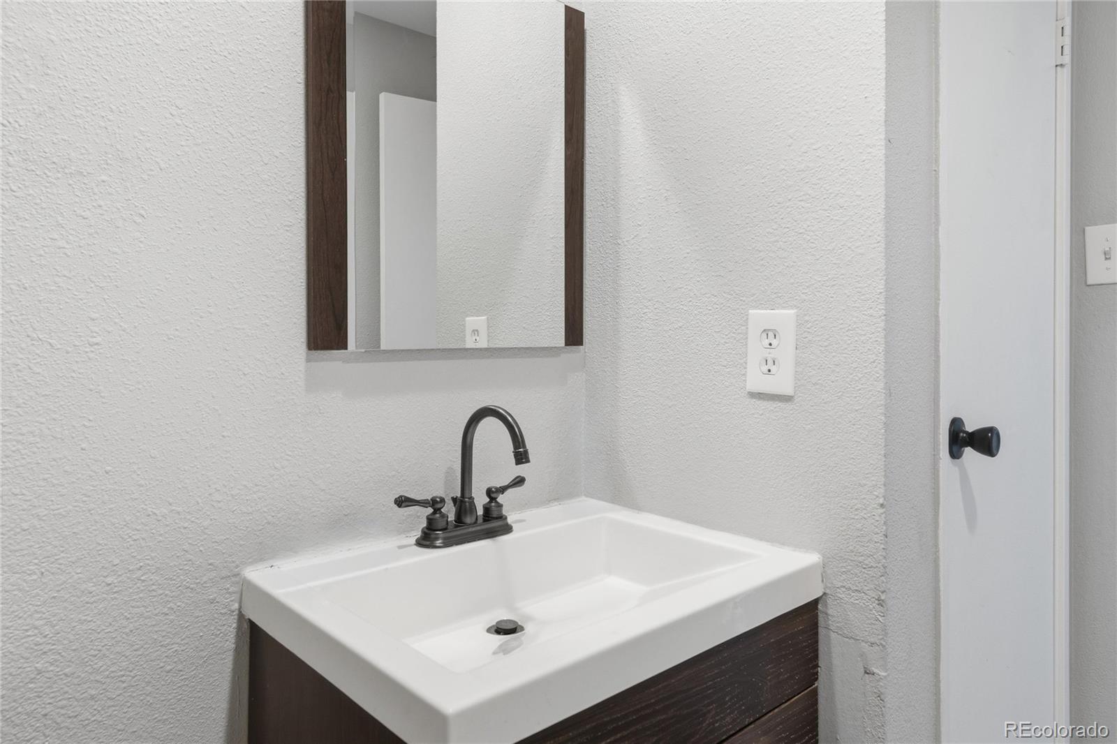 14087 E Jewell Avenue Aurora CO 80012