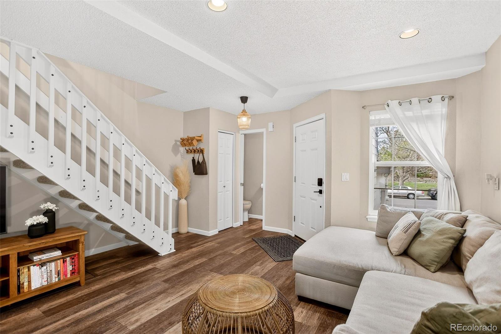 8698 W Plymouth Avenue Littleton CO 80128