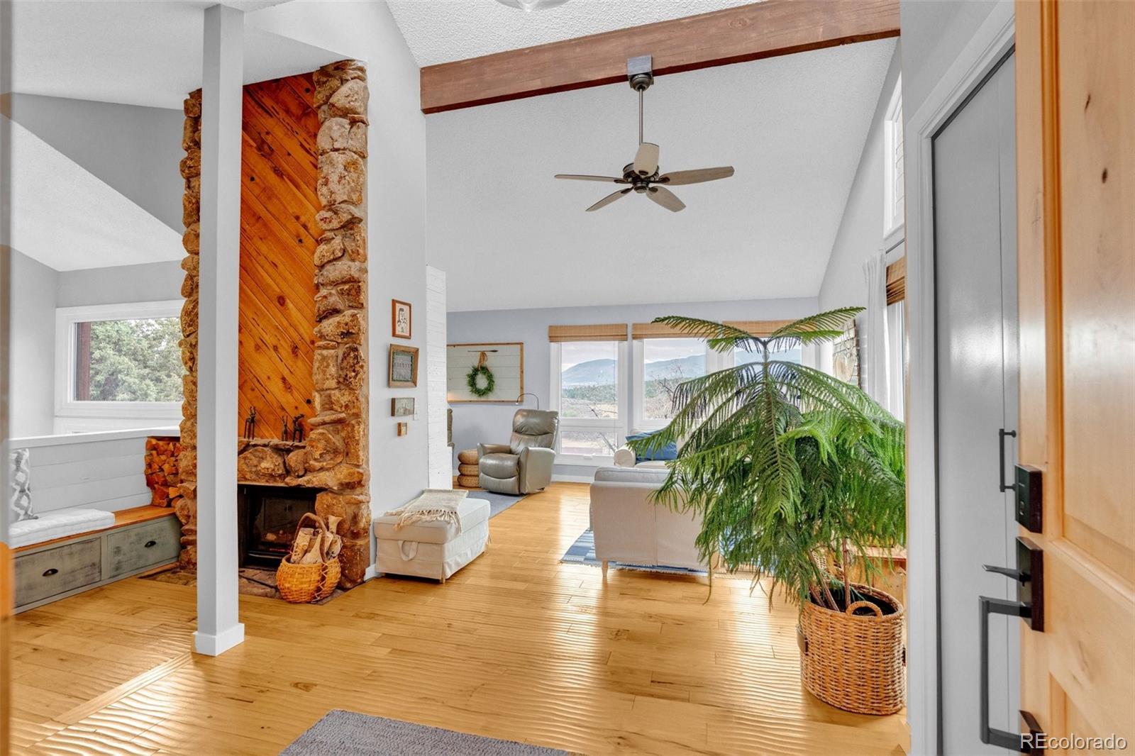 4452 Sentinel Rock Larkspur CO 80118