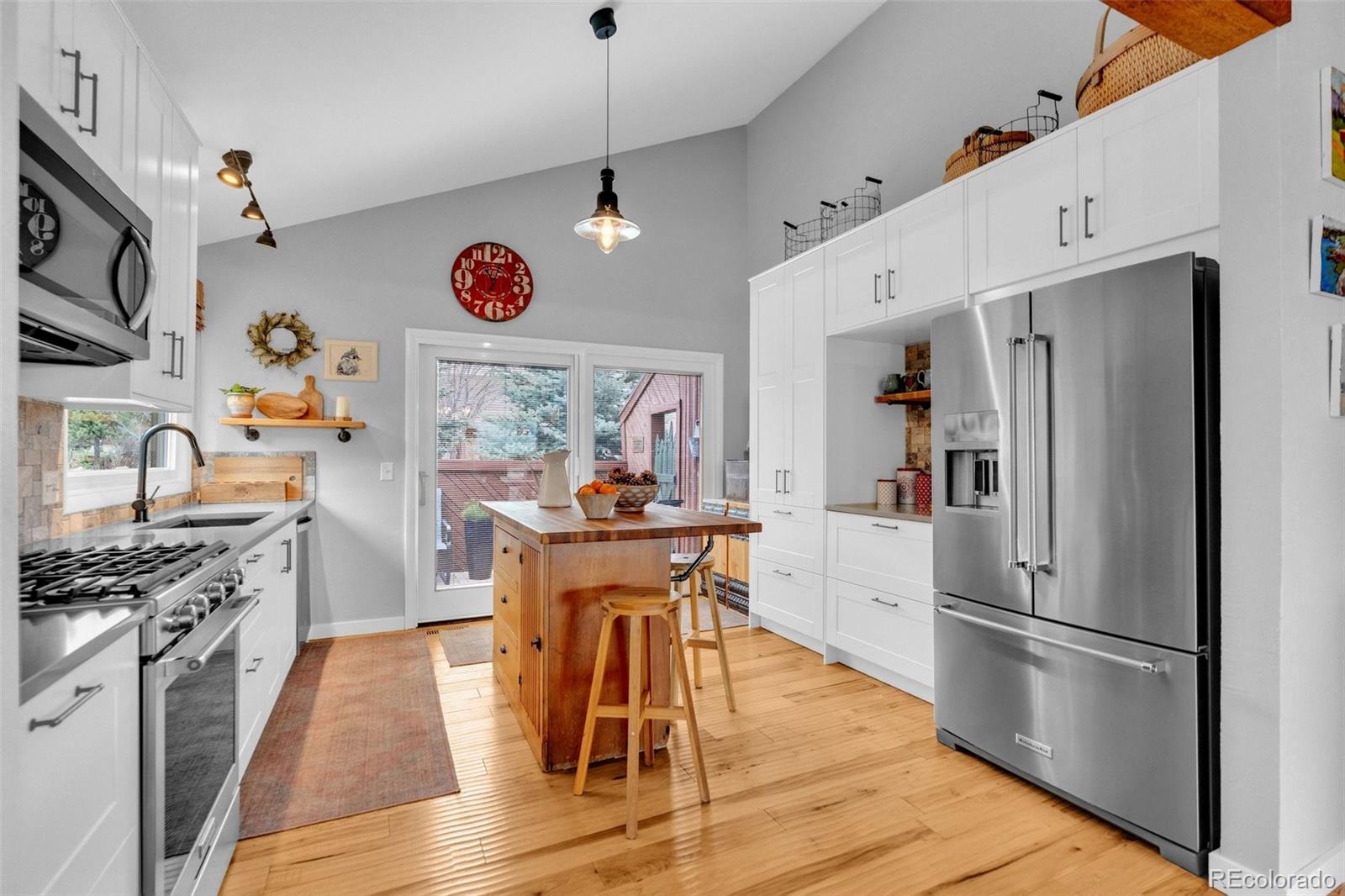 4452 Sentinel Rock Larkspur CO 80118