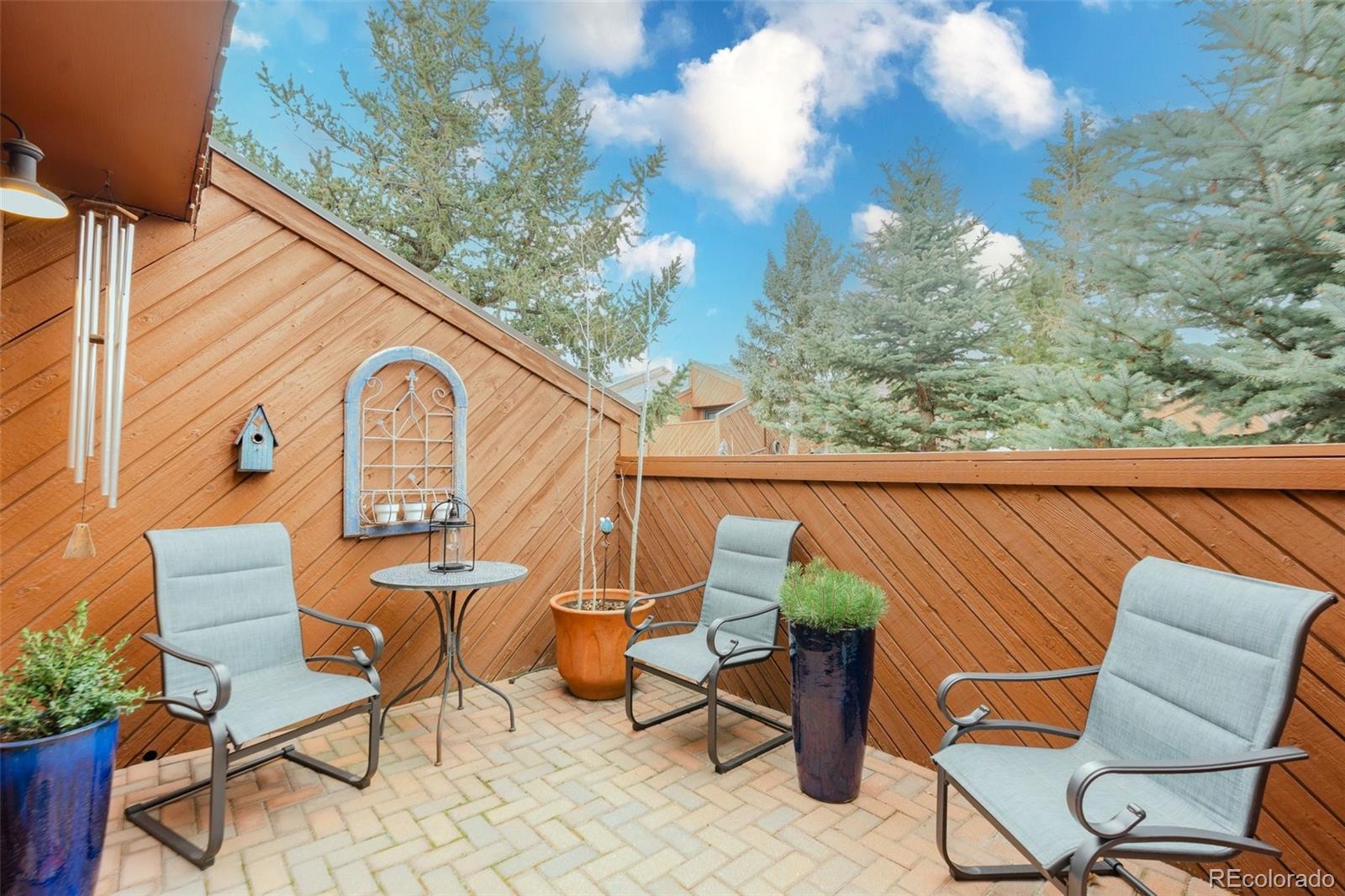 4452 Sentinel Rock Larkspur CO 80118