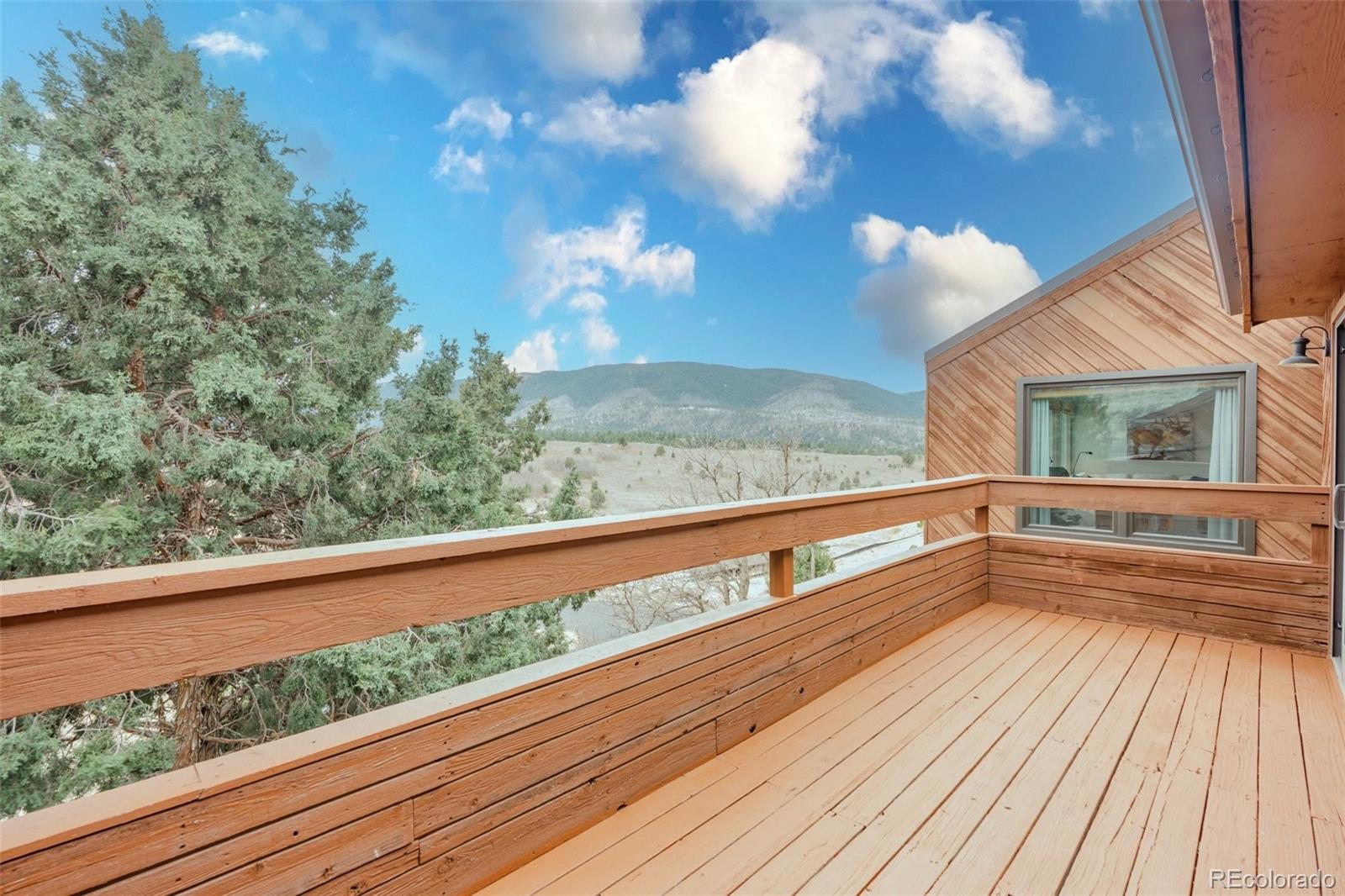 4452 Sentinel Rock Larkspur CO 80118