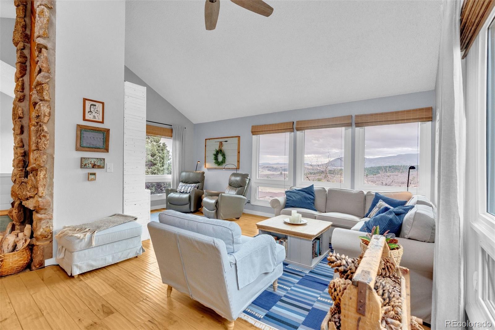 4452 Sentinel Rock Larkspur CO 80118