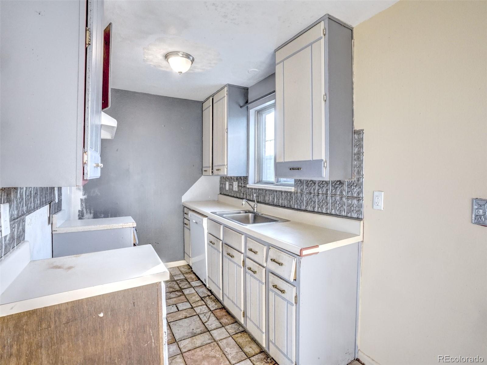 536 Gladiola Street Golden CO 80401