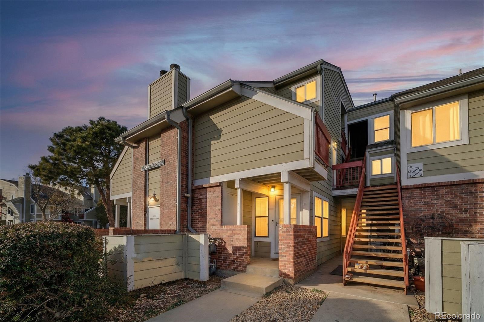 912 S Dearborn Way Aurora CO 80012