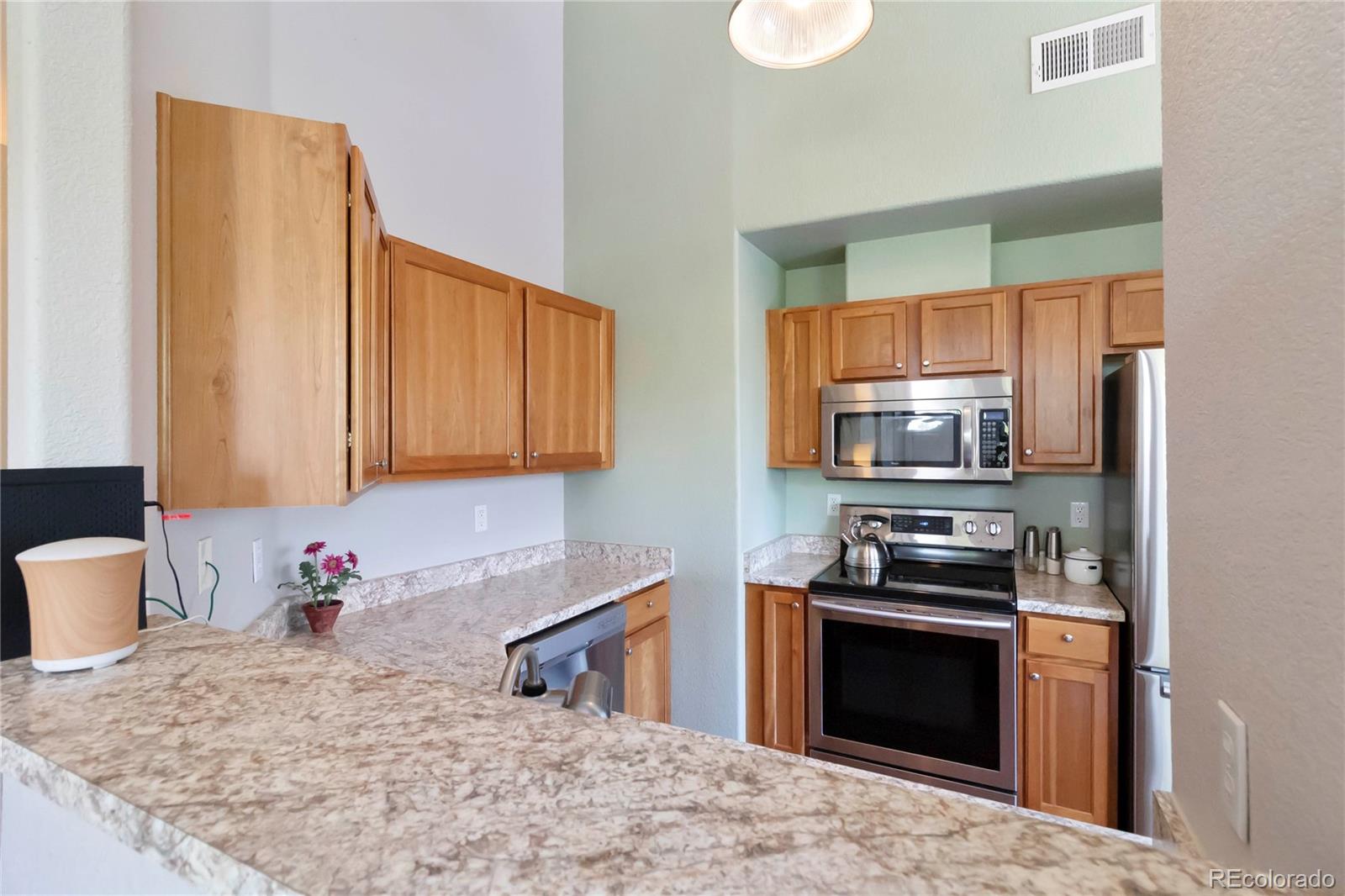 1049 S Walden Way Aurora CO 80017