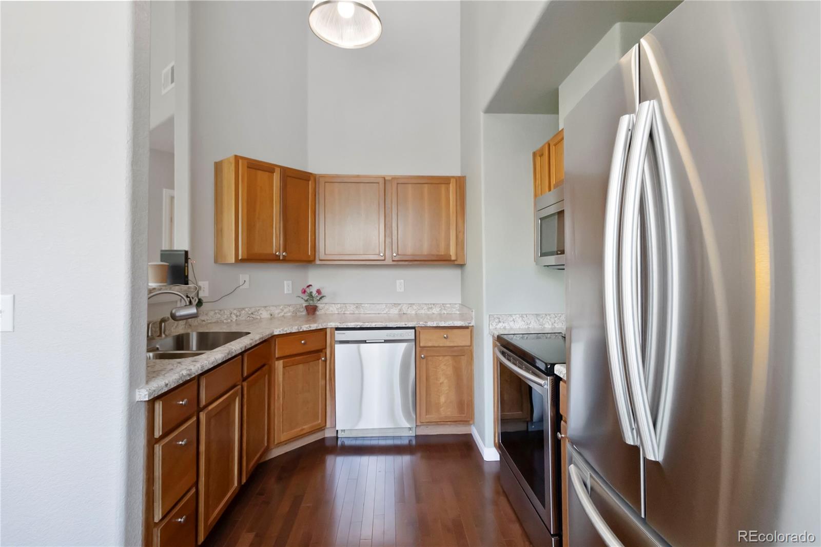 1049 S Walden Way Aurora CO 80017