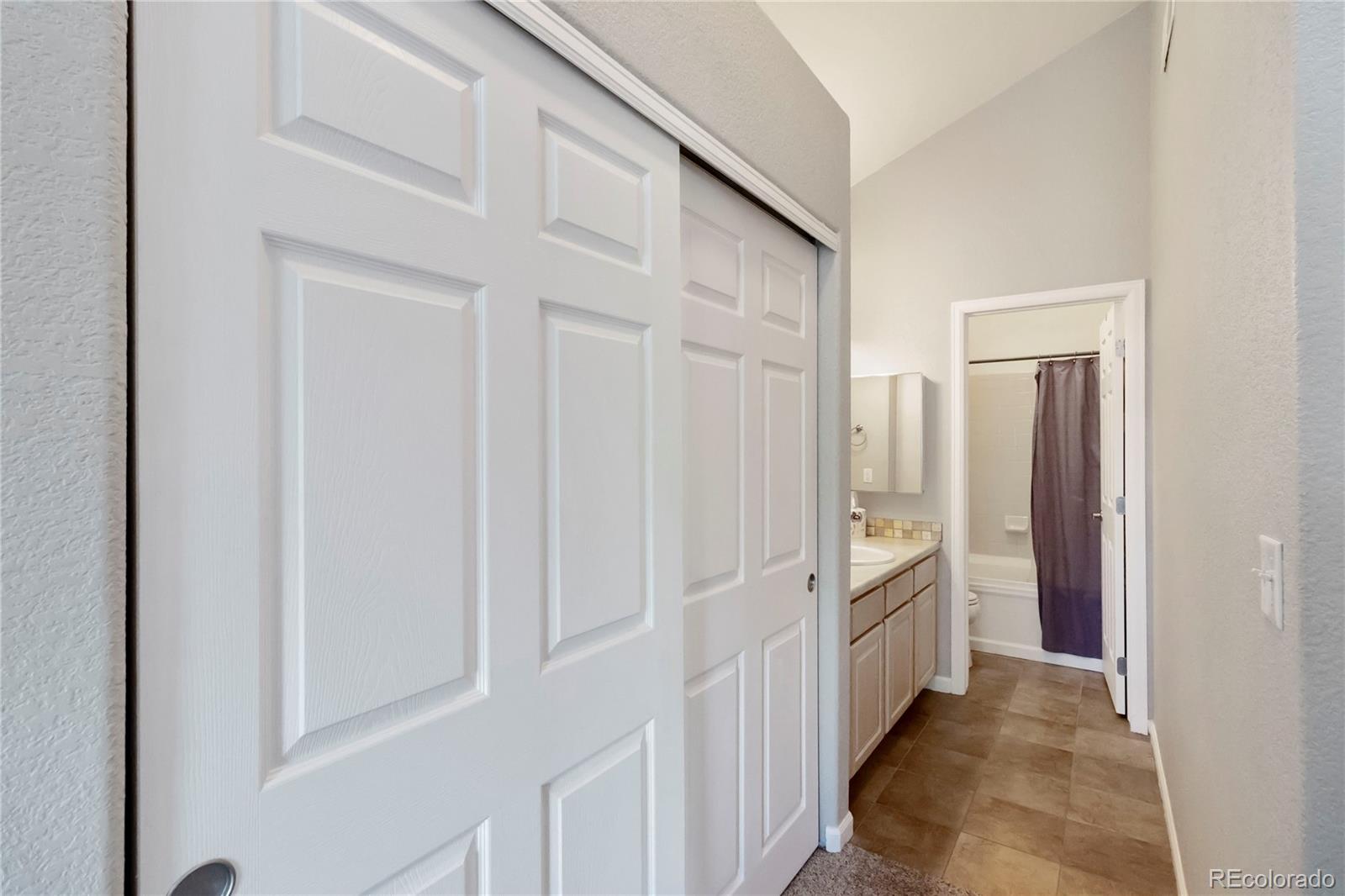 1049 S Walden Way Aurora CO 80017