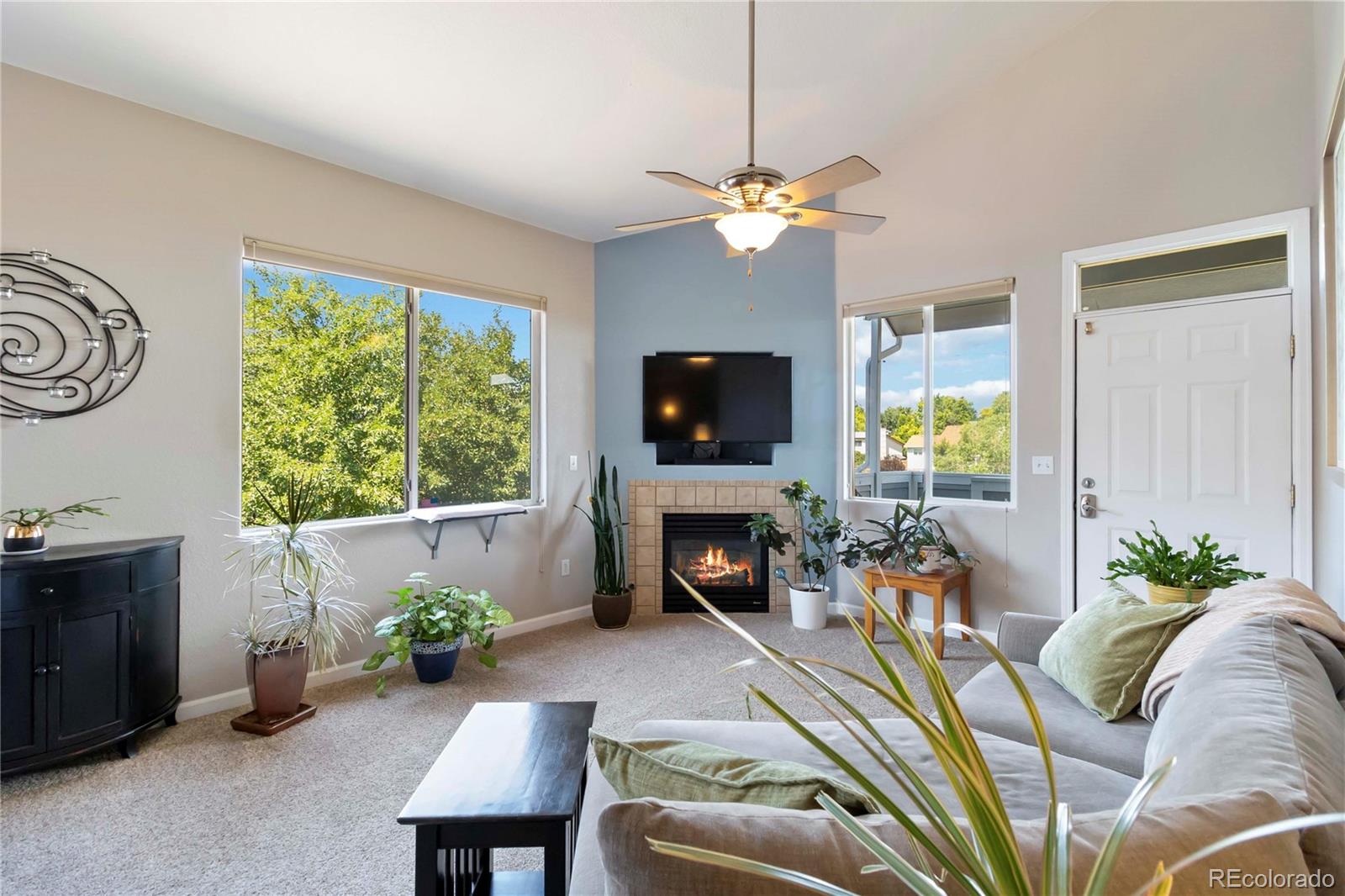 1049 S Walden Way Aurora CO 80017