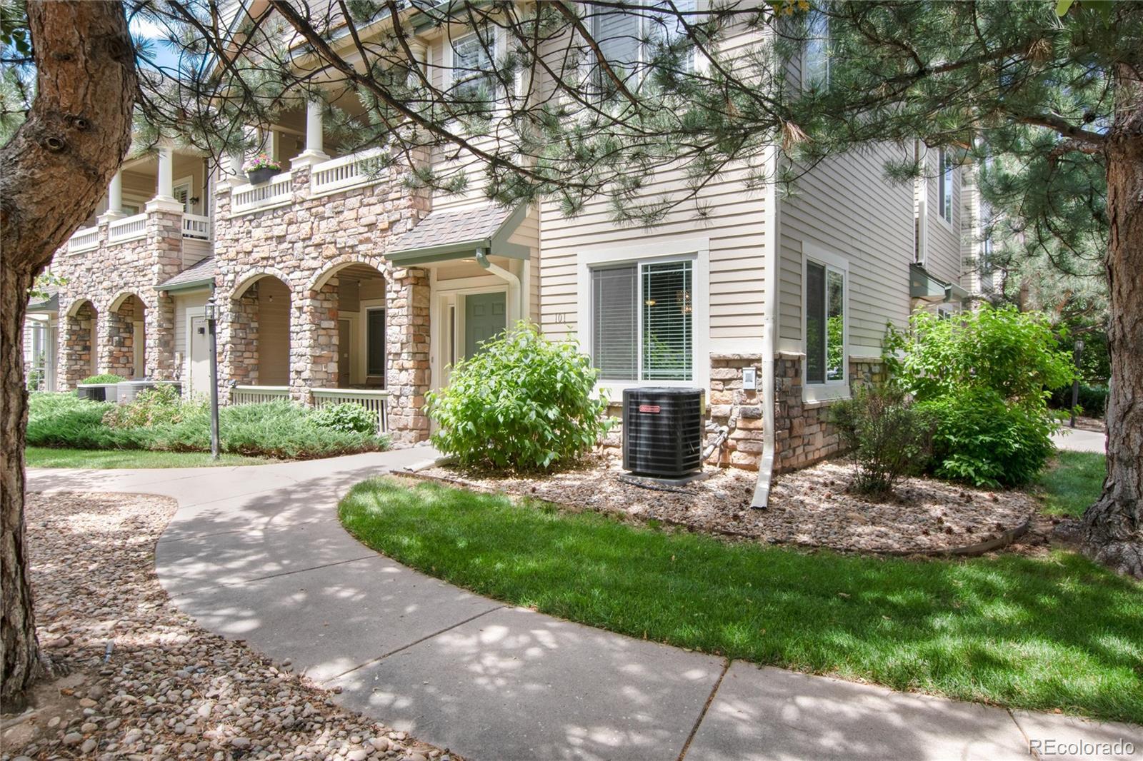 8374 S Holland Way Littleton CO 80128