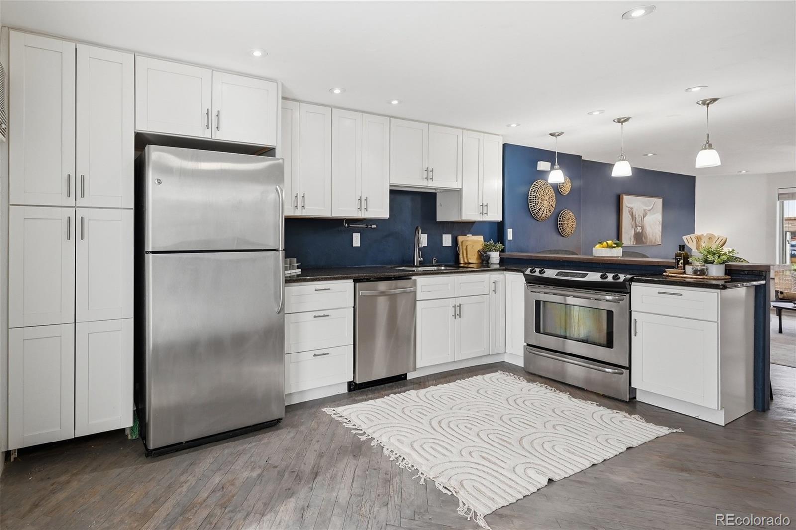 9850 W Stanford Avenue Littleton CO 80123