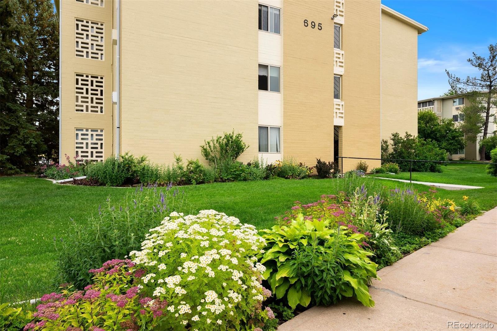 695 S Alton Way Denver CO 80247