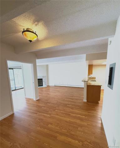 1011 S Ironton Street Aurora CO 80012
