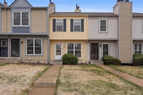 1622 S Idalia Circle Aurora CO 80017