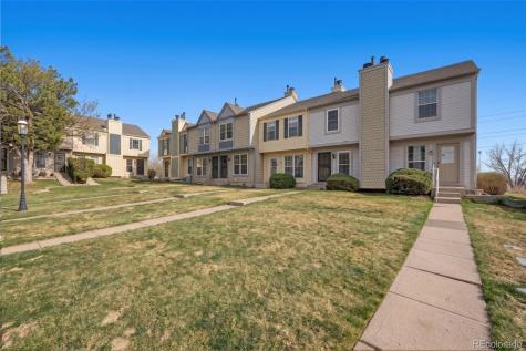 1622 S Idalia Circle Aurora CO 80017