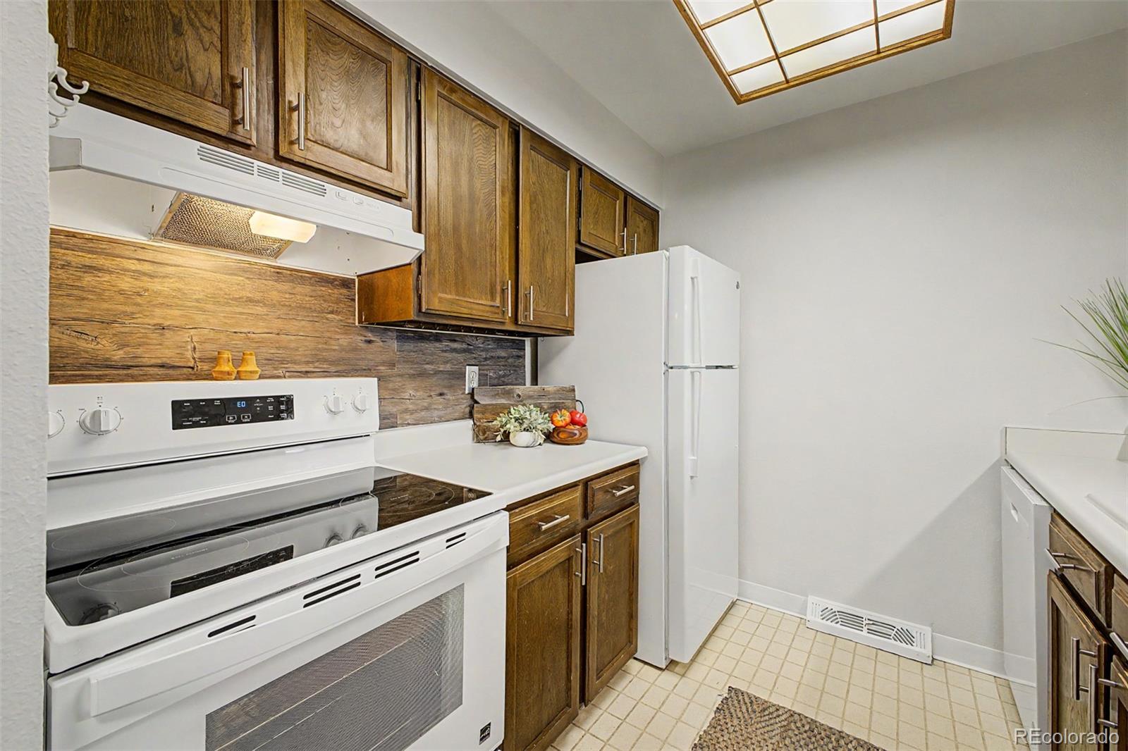 6482 W 80th Drive Arvada CO 80003