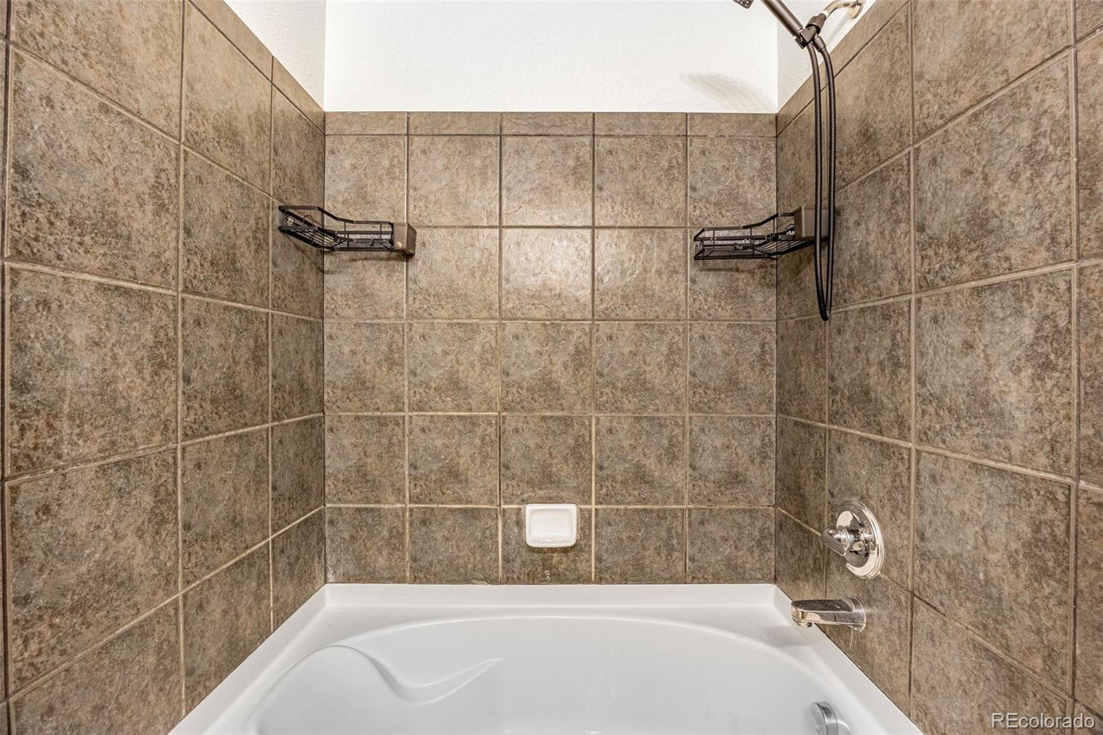 23560 Alamo Place Aurora CO 80016
