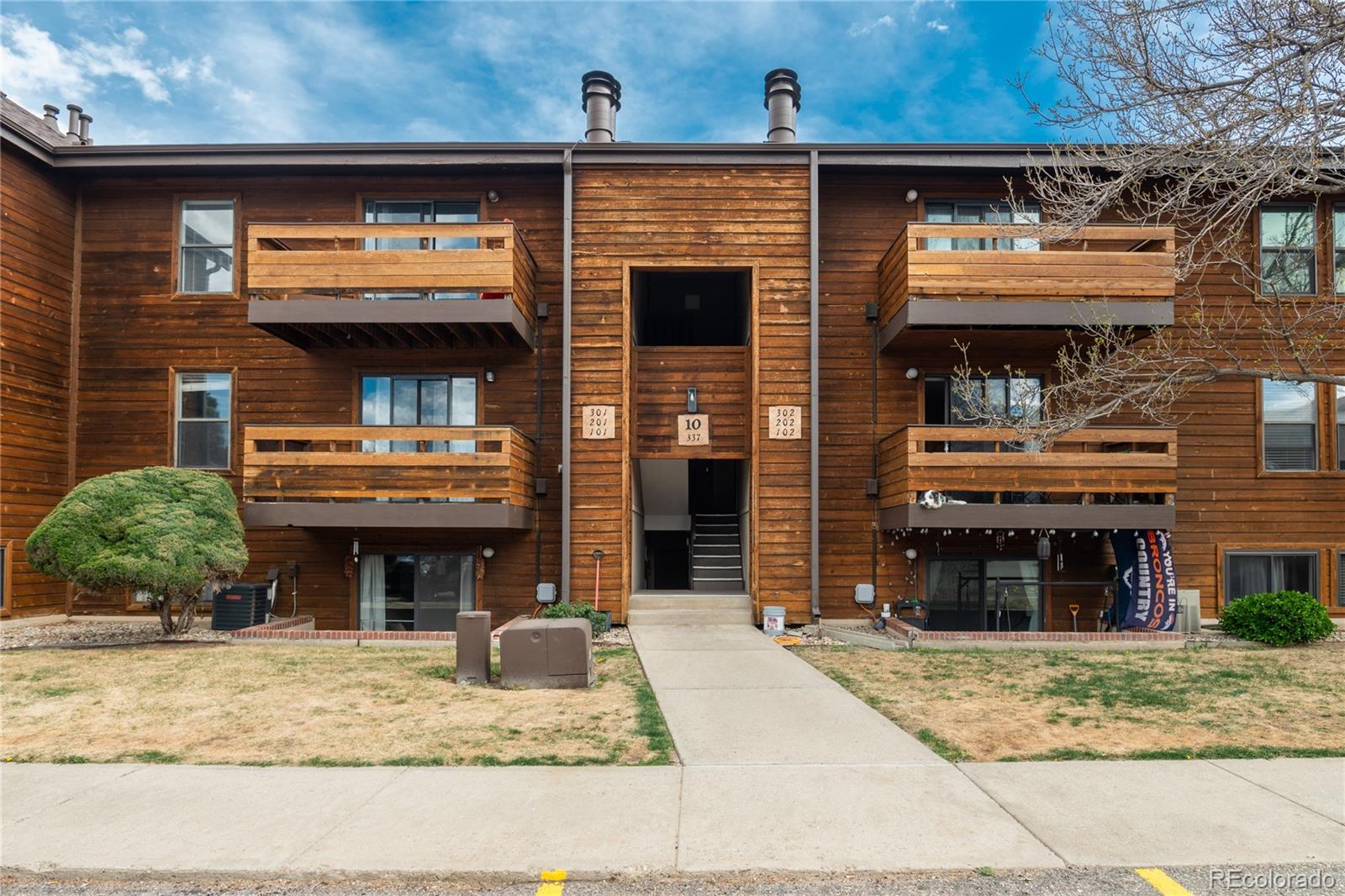 337 Wright Street Lakewood CO 80228