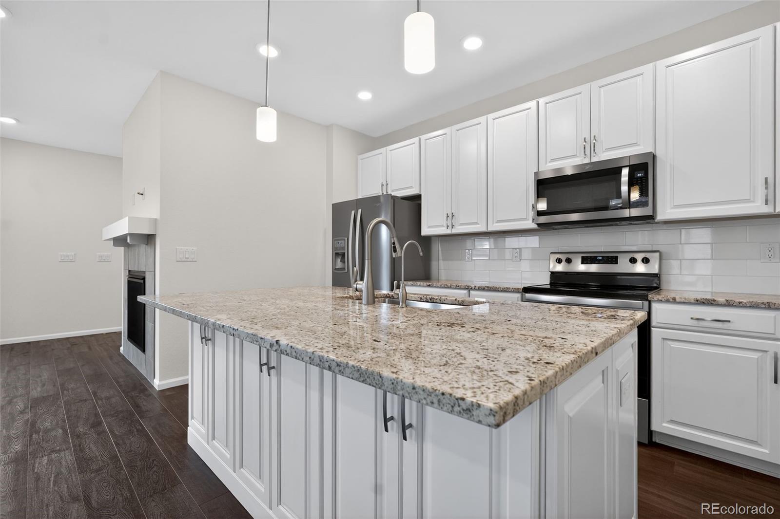 6050 N Netherland Court Aurora CO 80019