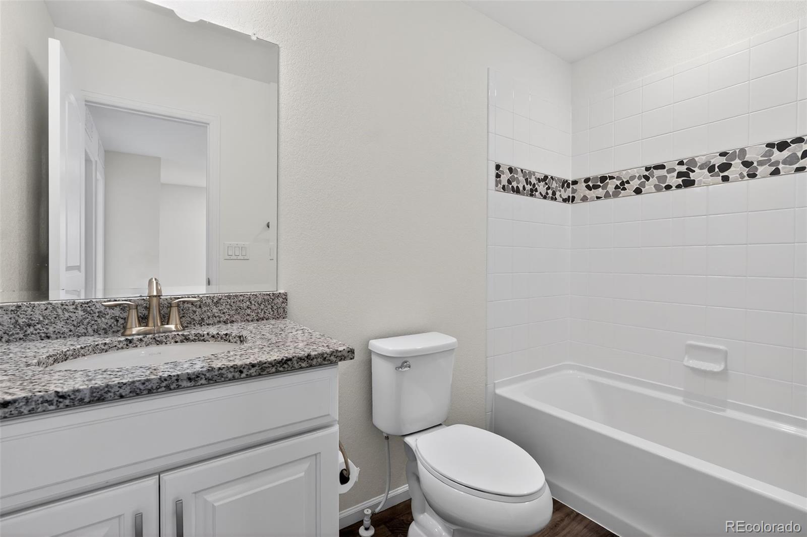 6050 N Netherland Court Aurora CO 80019
